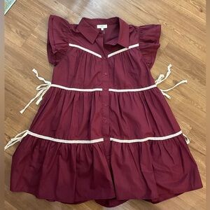 entro Burgundy Button-Front Tiered Dress with Cream Lace Trim